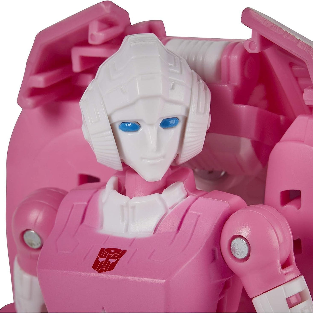 Arcee Deluxe Class 14cm War For Cybertron Kingdom