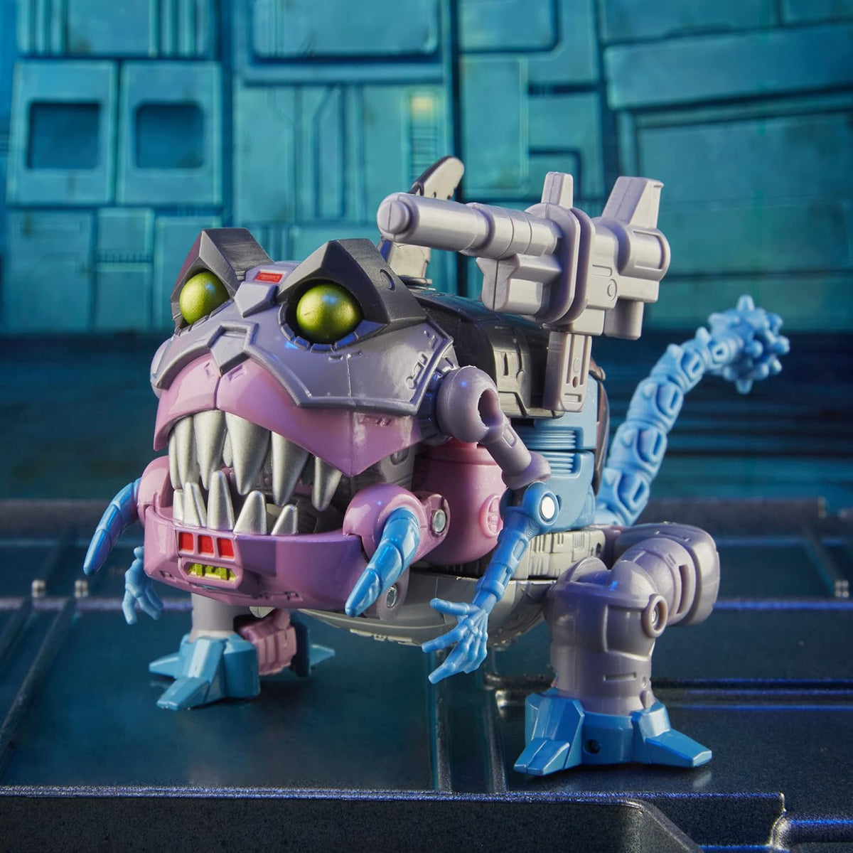 Gnaw Deluxe Class Studio Series 86-08