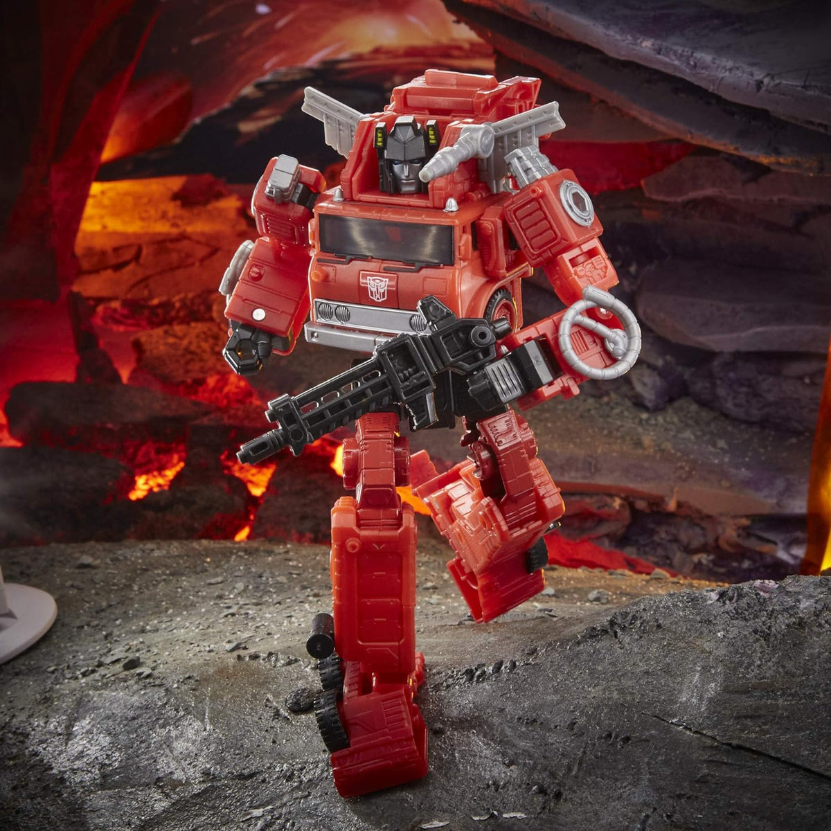 Inferno Voyager Class 17,8cm War for Cybertron: Kingdom