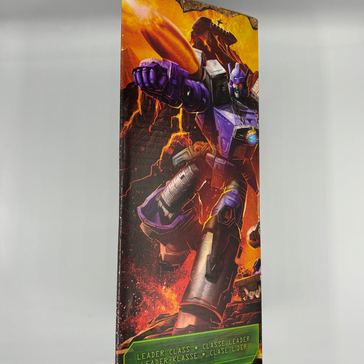 DAMAGED Galvatron Leader Class 19cm War for Cybertron Kingdom