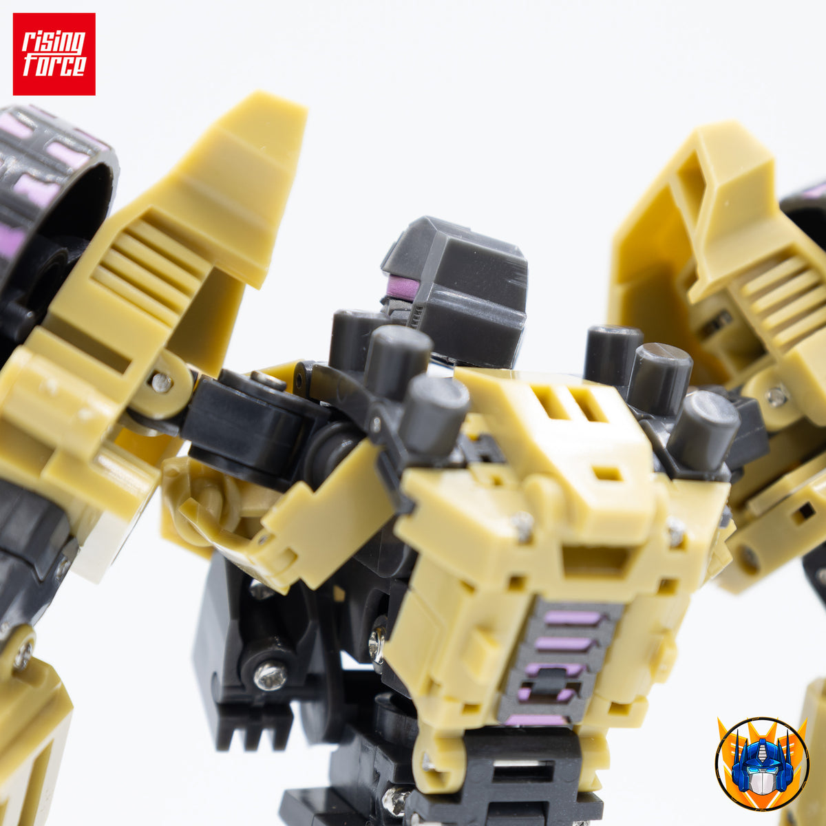 Snatch RF-C01 / Swindle Fall Of Cybertron 15cm Rising Force 3P
