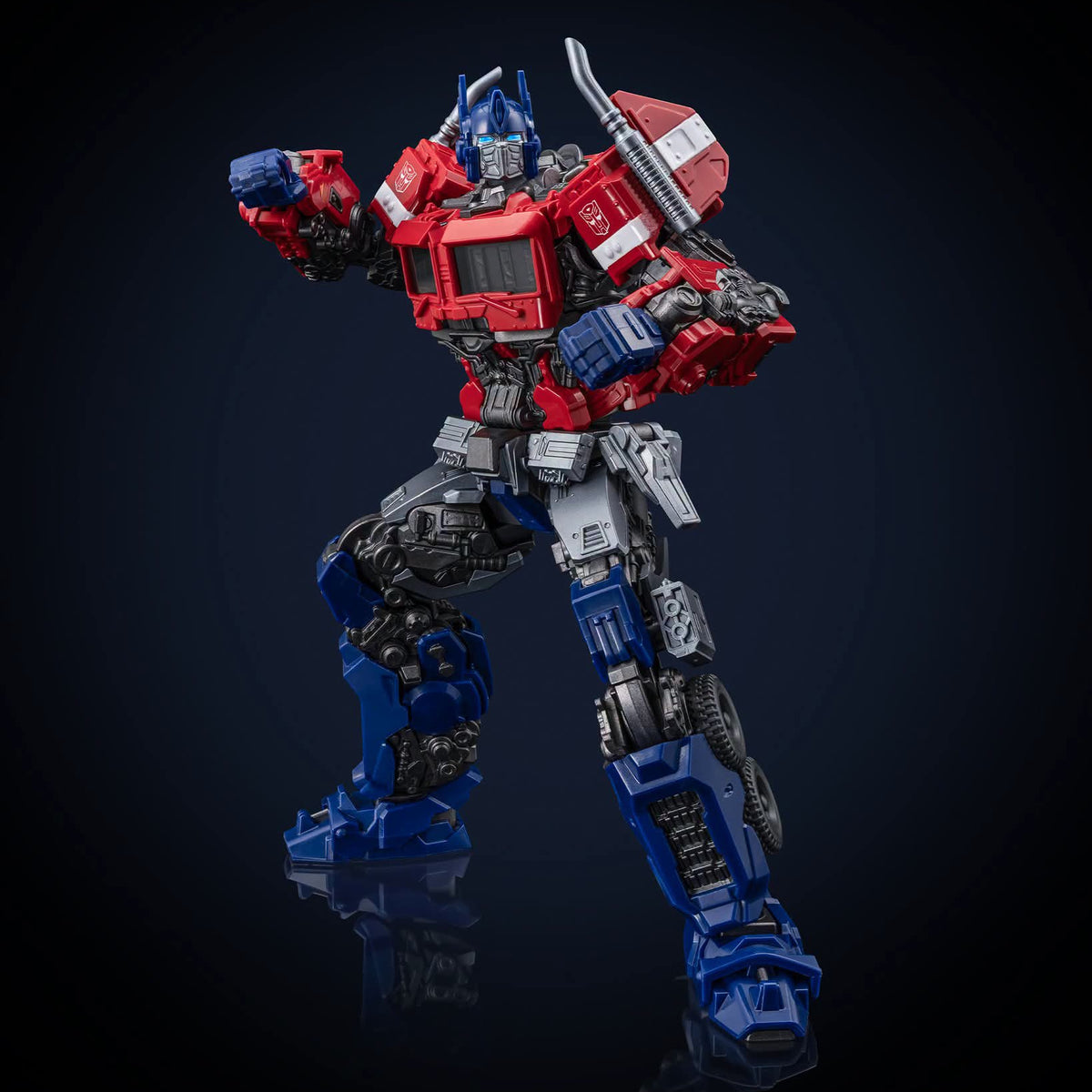 Optimus Prime Bumblebee Movie Classic / Champion Class