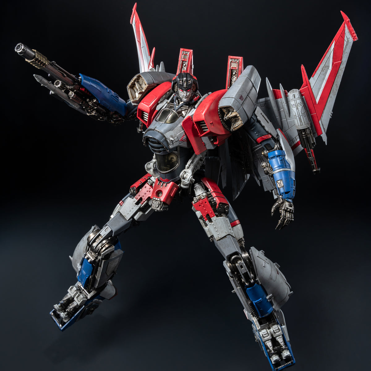 Starscream 27 cm DLX Bumblebee Movie Threezero