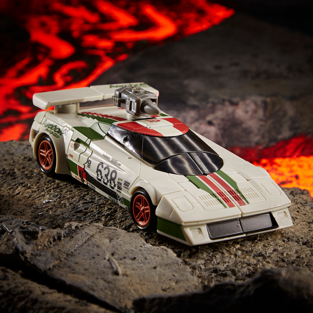 Wheeljack Deluxe Class 14cm War for Cybertron Kingdom