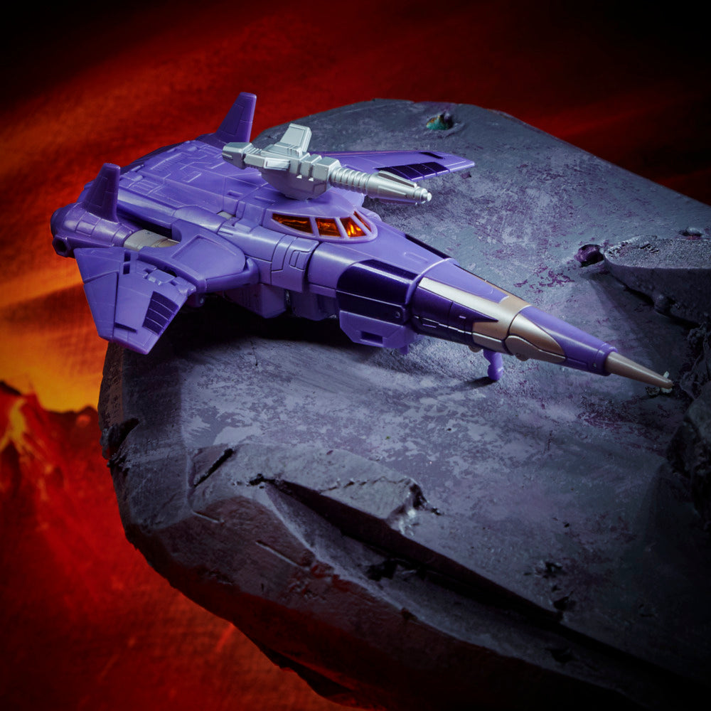 Cyclonus Voyager Class 17,5cm War for Cybertron Kingdom