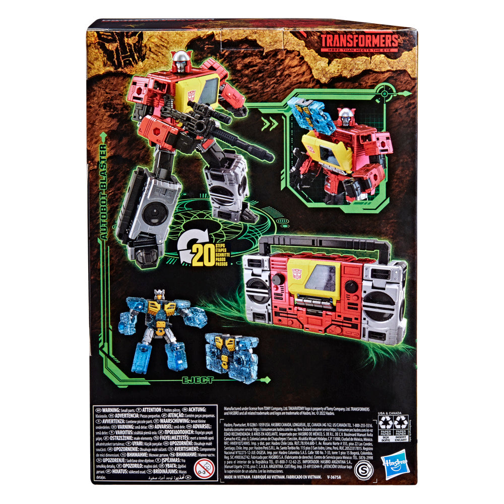 Autobot Blaster & Eject Voyager Class 17.5cm War for Cybertron Kingdom