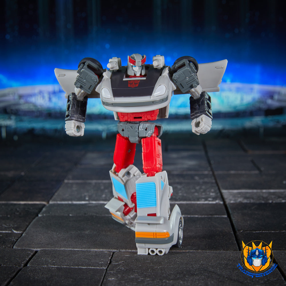 Mirage, Ironhide & Bluestreak G1 Triple Pack Age Of The Primes Generations Selects
