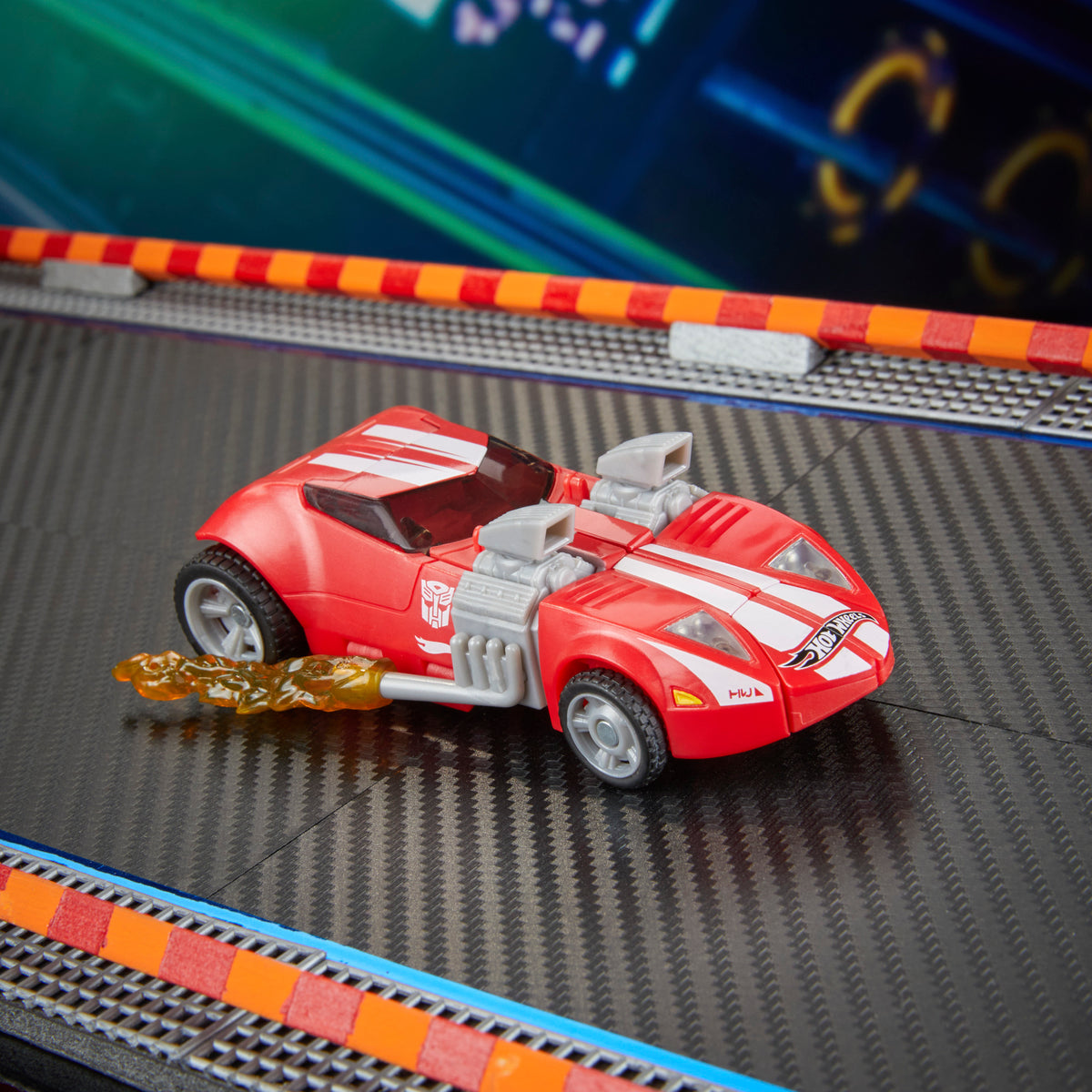 Red Twin Mill 12,5 cm Collaborative Hot Wheels x Transformers