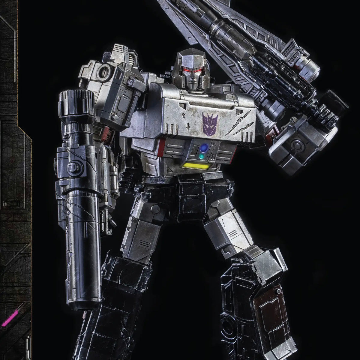 Megatron Height Figurine Transformers Threezero Megatron War For Cybertron Trilogy DLX ...