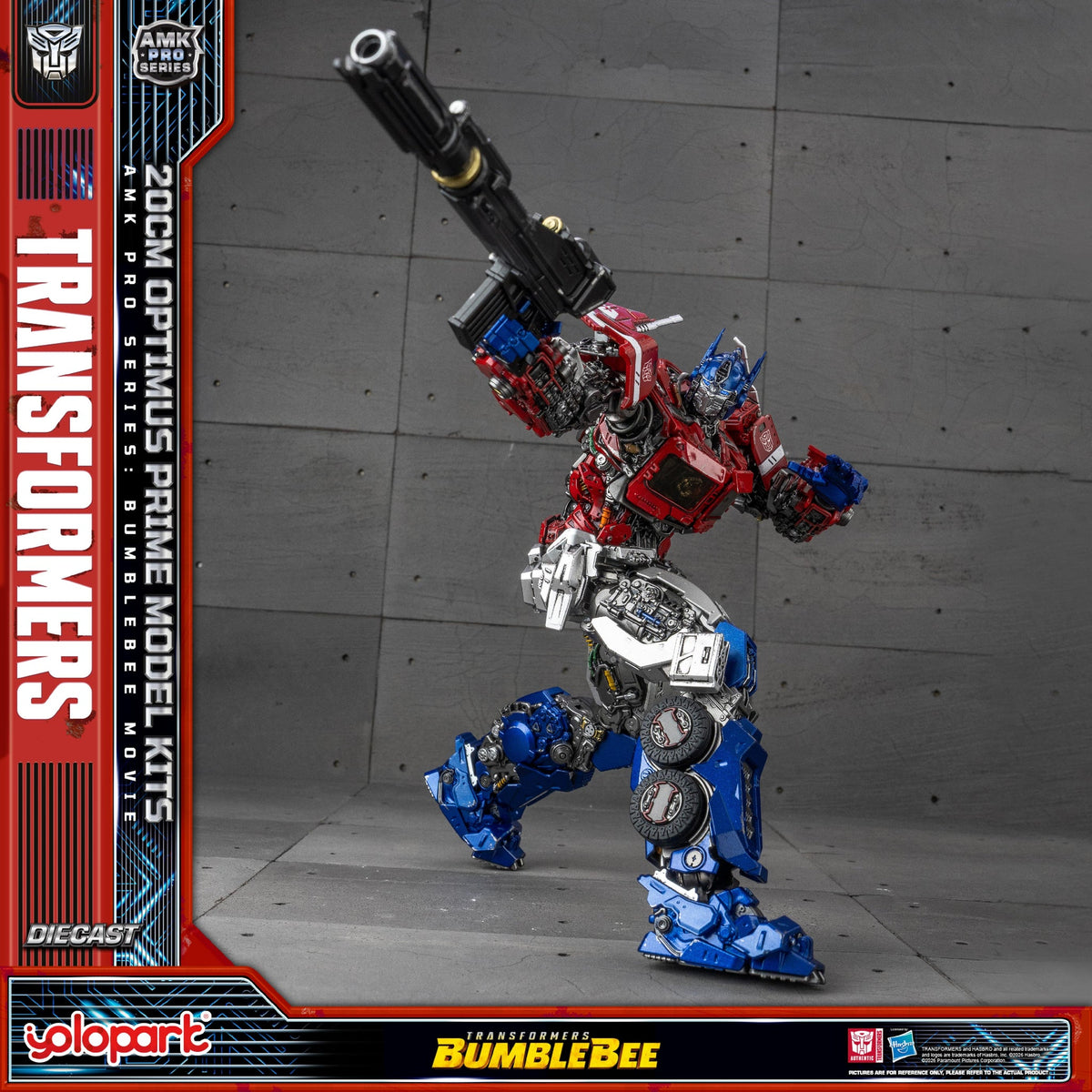 Optimus Prime 20 cm AMK PRO Serie
