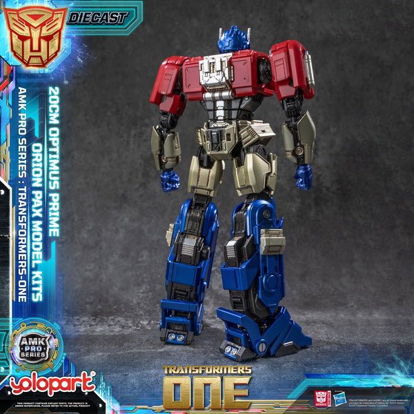 Optimus Prime 20cm AMK PRO Yolopark Model-Kit Transformers One